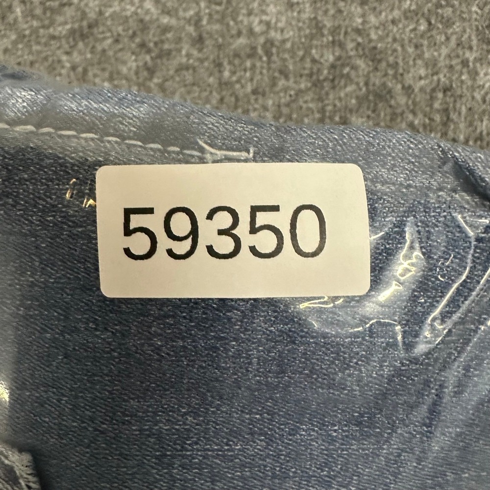 Levi's Jeans Mens Size 38x30 Blue 505 Regular Fit Straight Leg Casual Denim